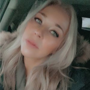 Meet your Posher, Genevieve